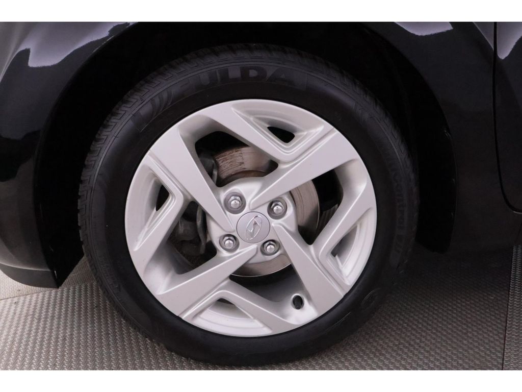 Hyundai i10 2022 г. Чёрный, пробег 36200 км