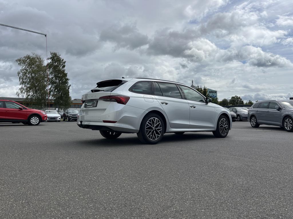 Skoda Octavia 2022 г. Серый, пробег 35420 км