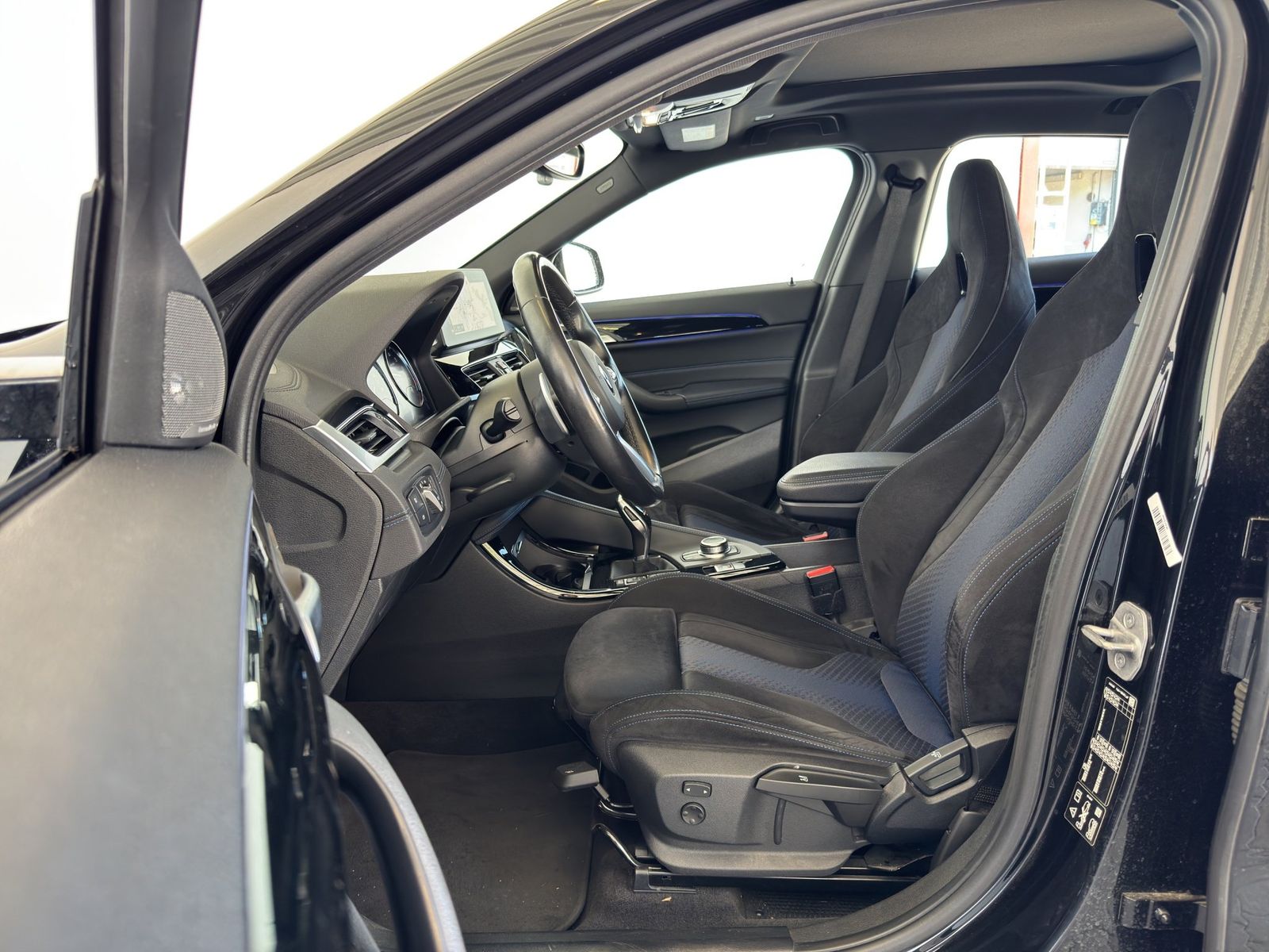 BMW X2 2023 г. Чёрный, пробег 49820 км