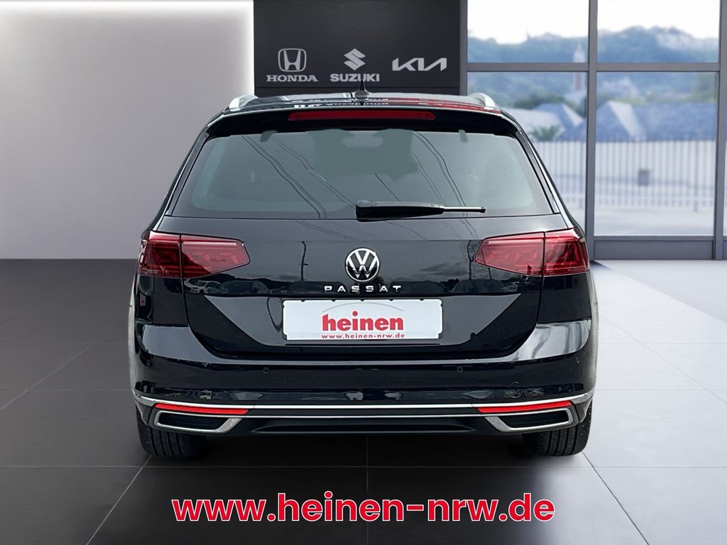 Volkswagen PASSAT VARIANT 2023 г. Чёрный, пробег 56207 км