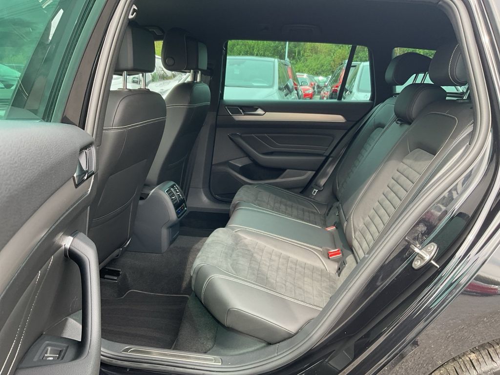 Volkswagen PASSAT VARIANT 2023 г. Чёрный, пробег 56207 км