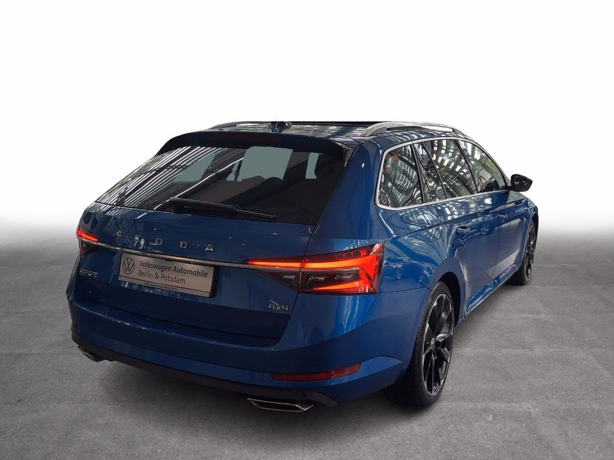 Skoda Superb 2023 г. Синий, пробег 54564 км