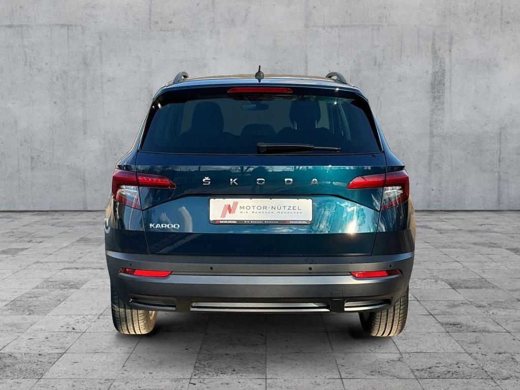 Skoda Karoq 2022 г. Синий, пробег 52150 км