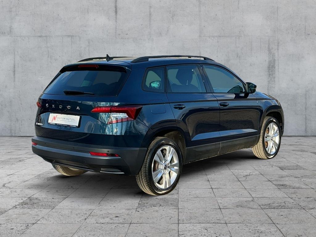 Skoda Karoq 2022 г. Синий, пробег 52150 км
