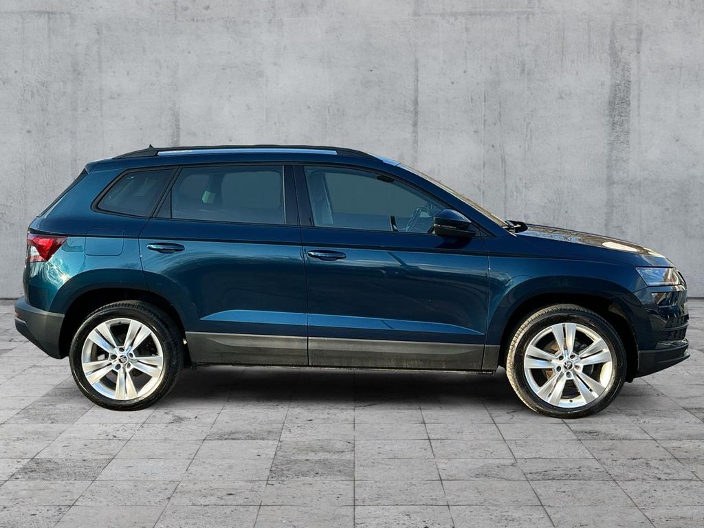Skoda Karoq 2022 г. Синий, пробег 52150 км