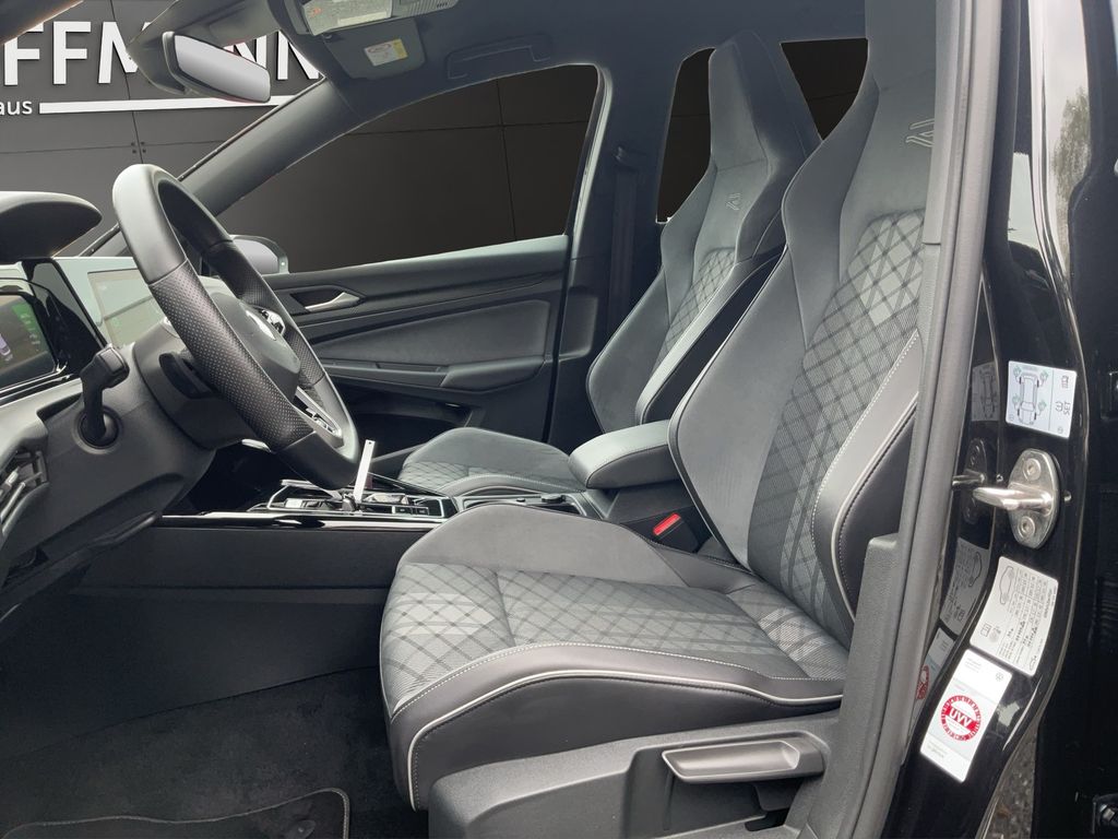 Volkswagen Golf 2022 г. Чёрный, пробег 44203 км