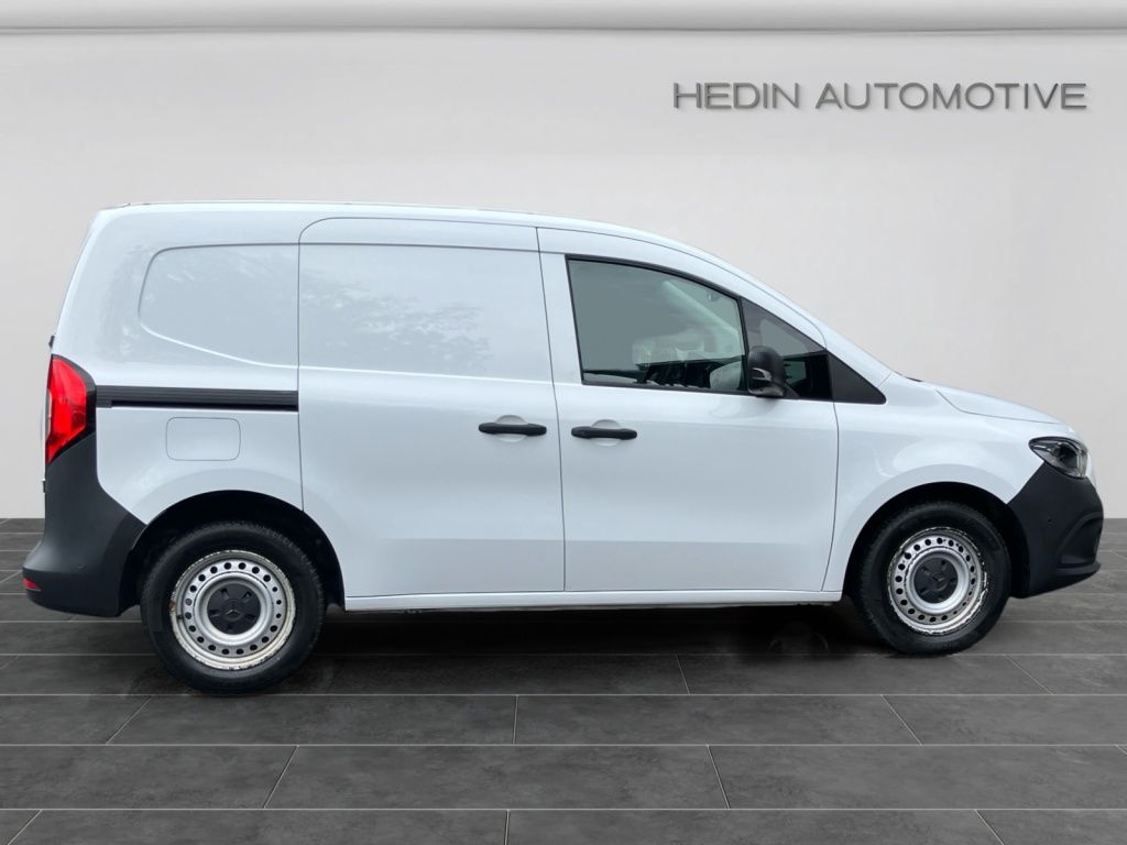 Mercedes-Benz Citan 2022 г. Белый, пробег 52119 км