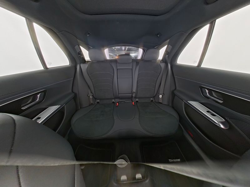 Mercedes-Benz E 220 2025 г. Серый, пробег 28200 км