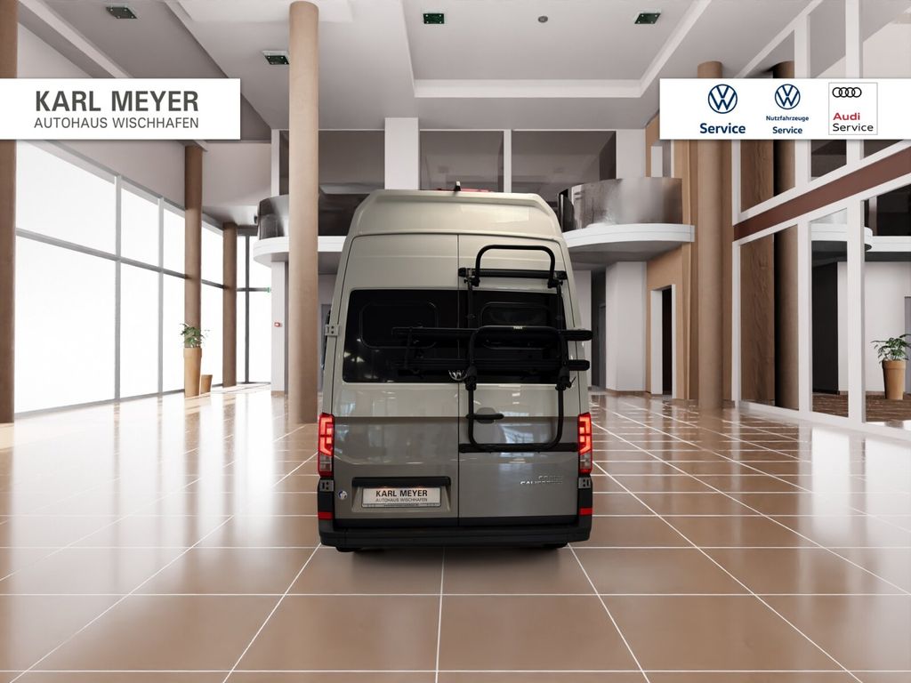 Volkswagen CRAFTER 2024 г. Белый, пробег 37952 км