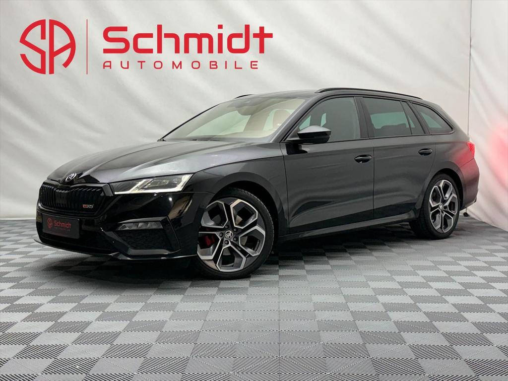Skoda Octavia 2023 г. Чёрный, пробег 50000 км