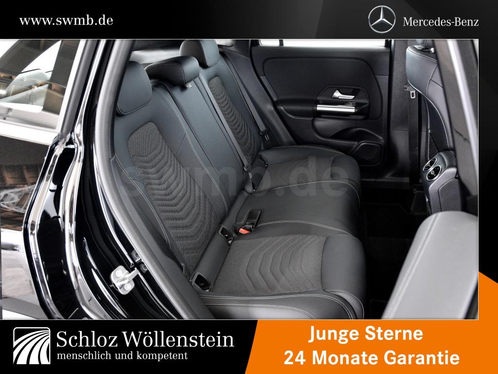Mercedes-Benz GLA 200 2023 г. Чёрный, пробег 38600 км