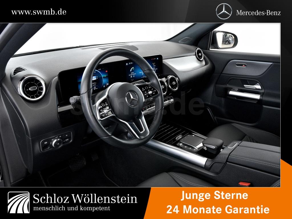Mercedes-Benz GLA 200 2023 г. Чёрный, пробег 38600 км