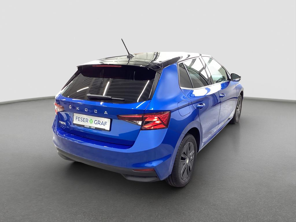 Skoda Fabia 2022 г. Синий, пробег 42115 км