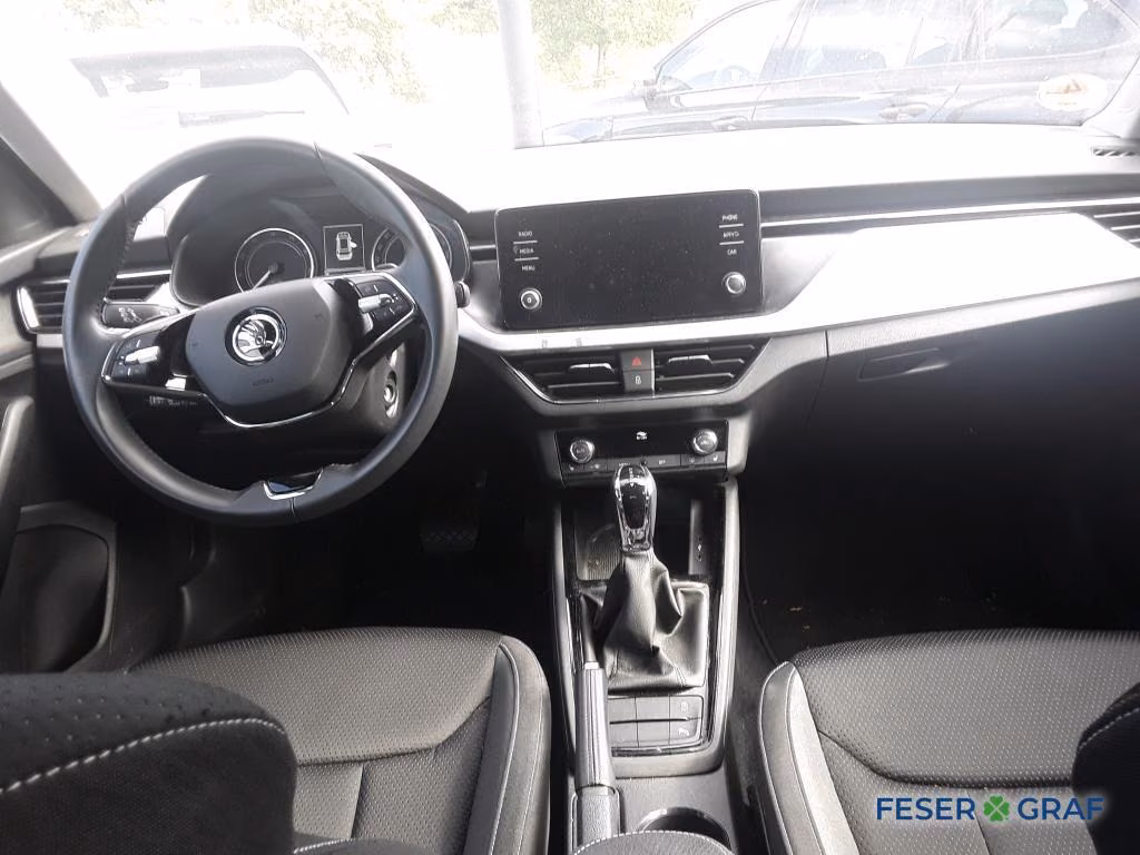 Skoda Kamiq 2023 г. Чёрный, пробег 49350 км