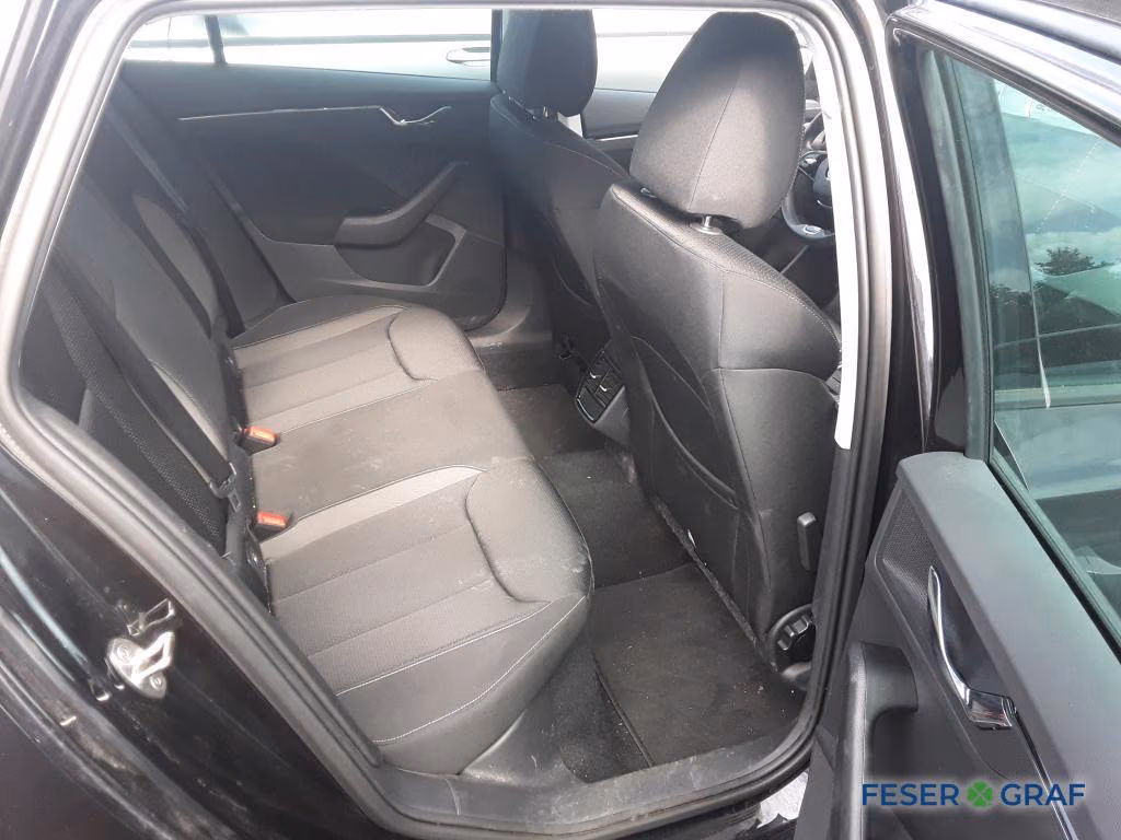 Skoda Kamiq 2023 г. Чёрный, пробег 49350 км