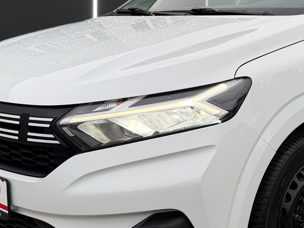 Dacia Sandero 2023 г. Белый, пробег 50000 км