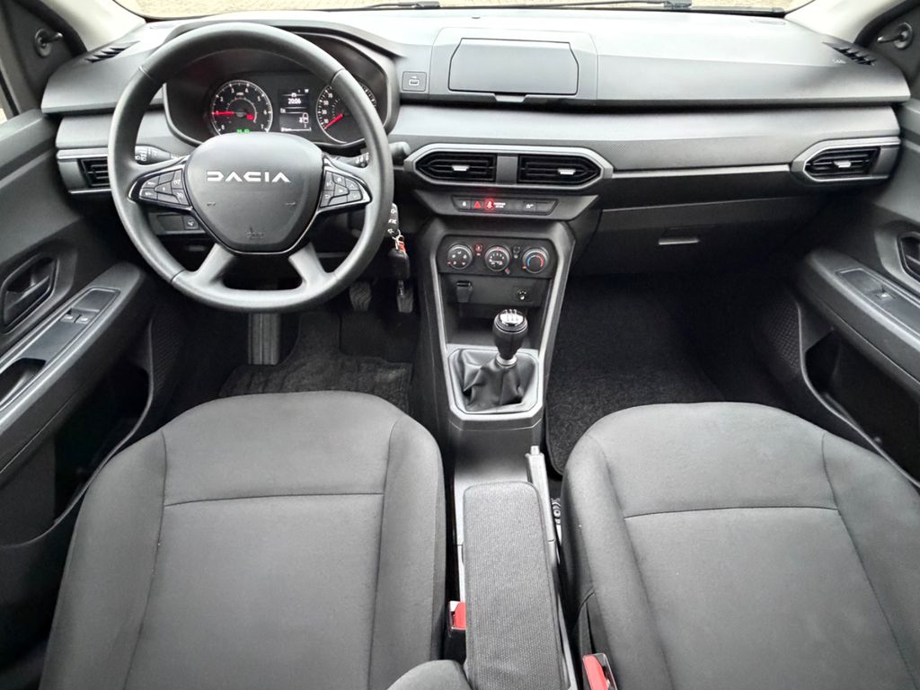Dacia Sandero 2023 г. Белый, пробег 50000 км