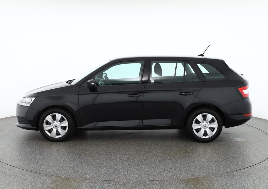 Skoda Fabia 2022 г. Чёрный, пробег 49989 км