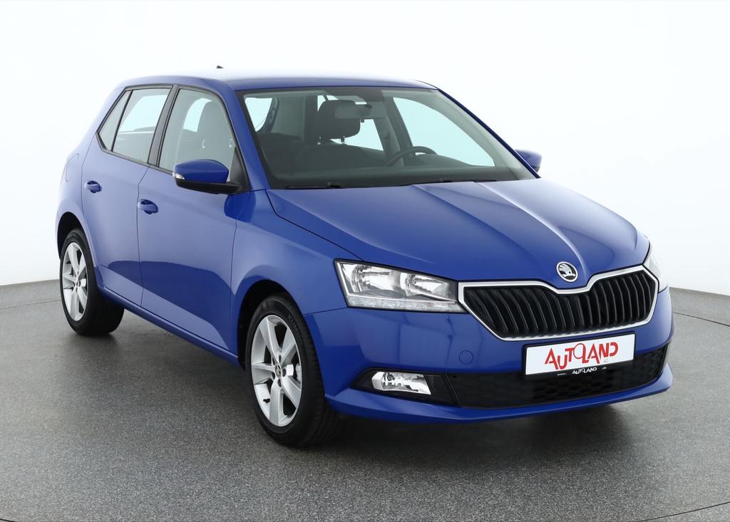 Skoda Fabia 2021 г. Синий, пробег 57064 км