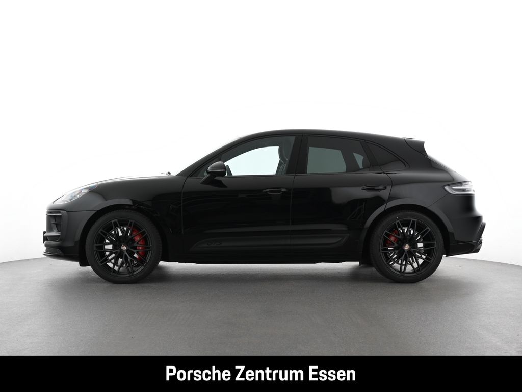 Porsche Macan 2023 г. Чёрный, пробег 59513 км