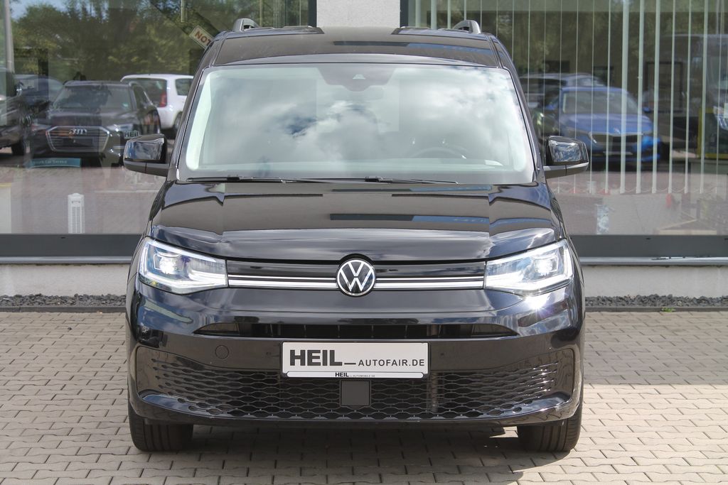 Volkswagen CADDY MAXI 2022 г. Чёрный, пробег 49998 км