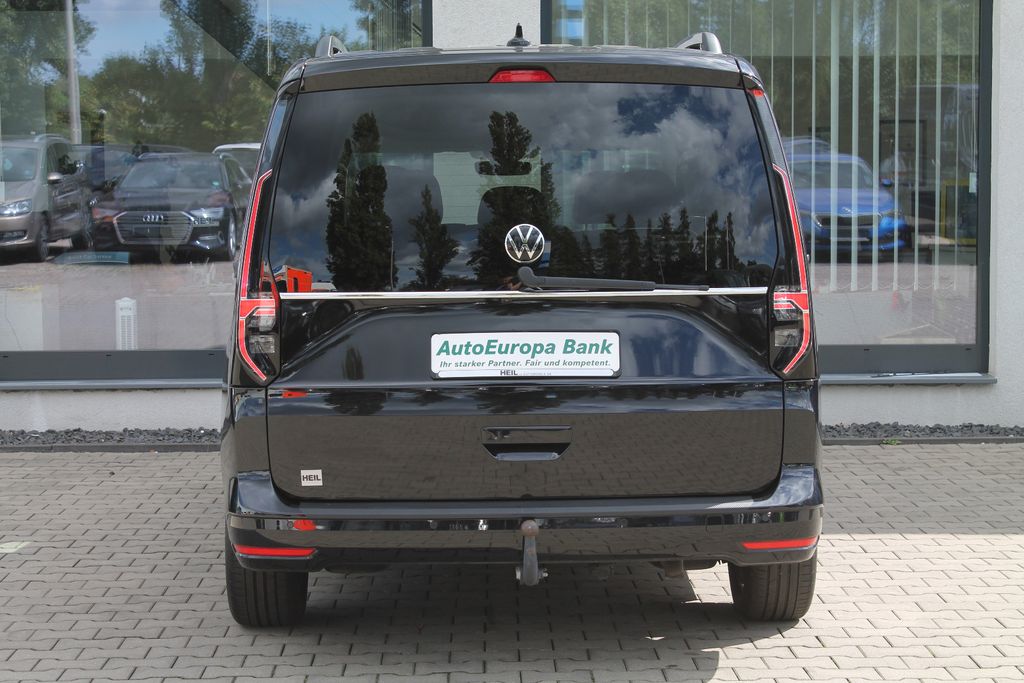 Volkswagen CADDY MAXI 2022 г. Чёрный, пробег 49998 км