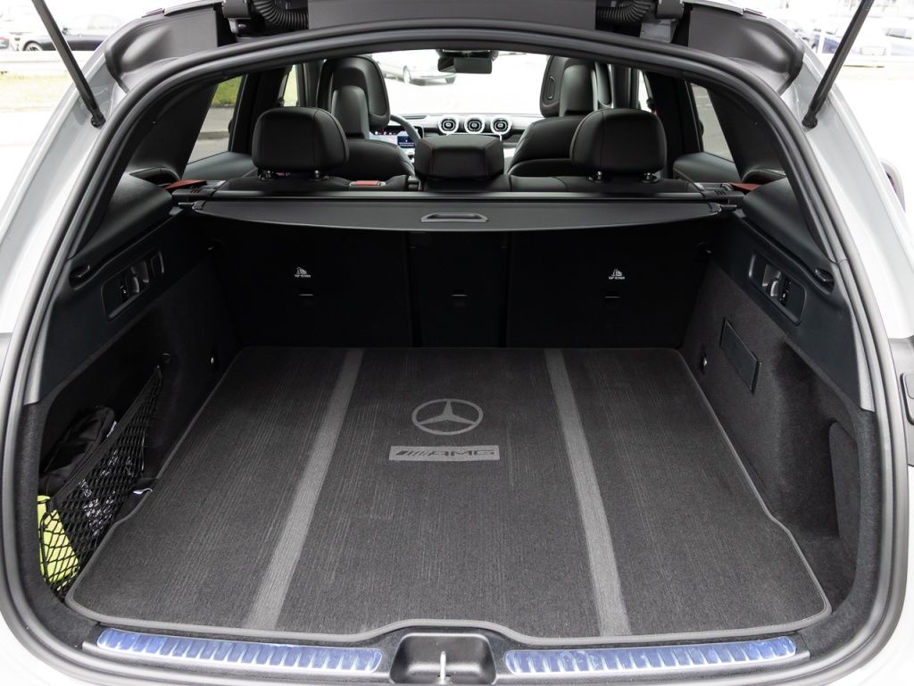 Mercedes-Benz GLC 43 AMG 2025 г. Серый, пробег 12550 км