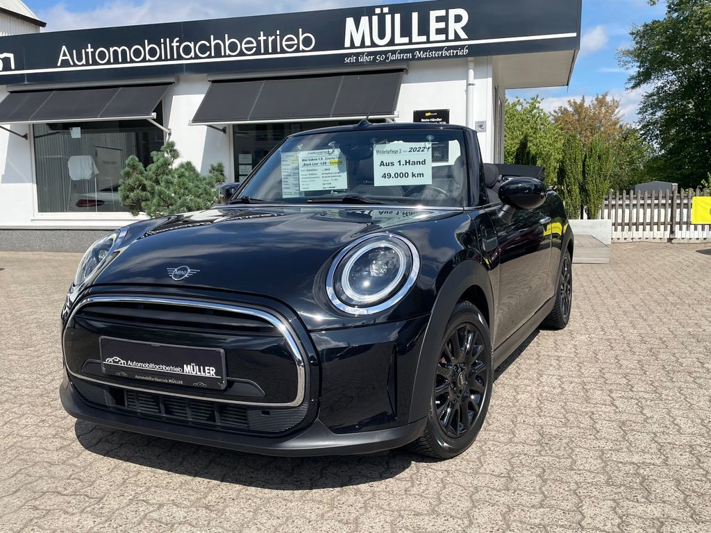 Mini ONE 2022 г. Чёрный, пробег 49900 км