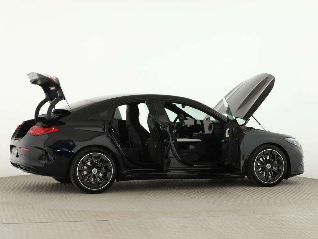 Mercedes-Benz CLA 220 2026 г. Чёрный, пробег 8000 км