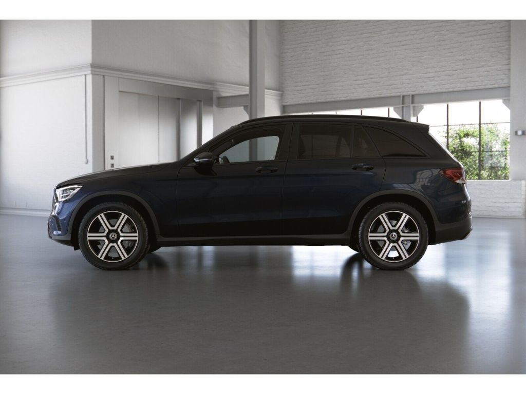 Mercedes-Benz GLC 200 2022 г. Синий, пробег 53400 км