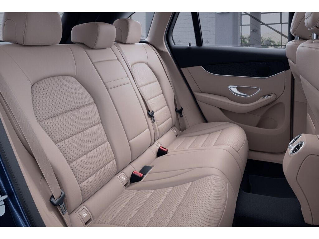 Mercedes-Benz GLC 200 2022 г. Синий, пробег 53400 км