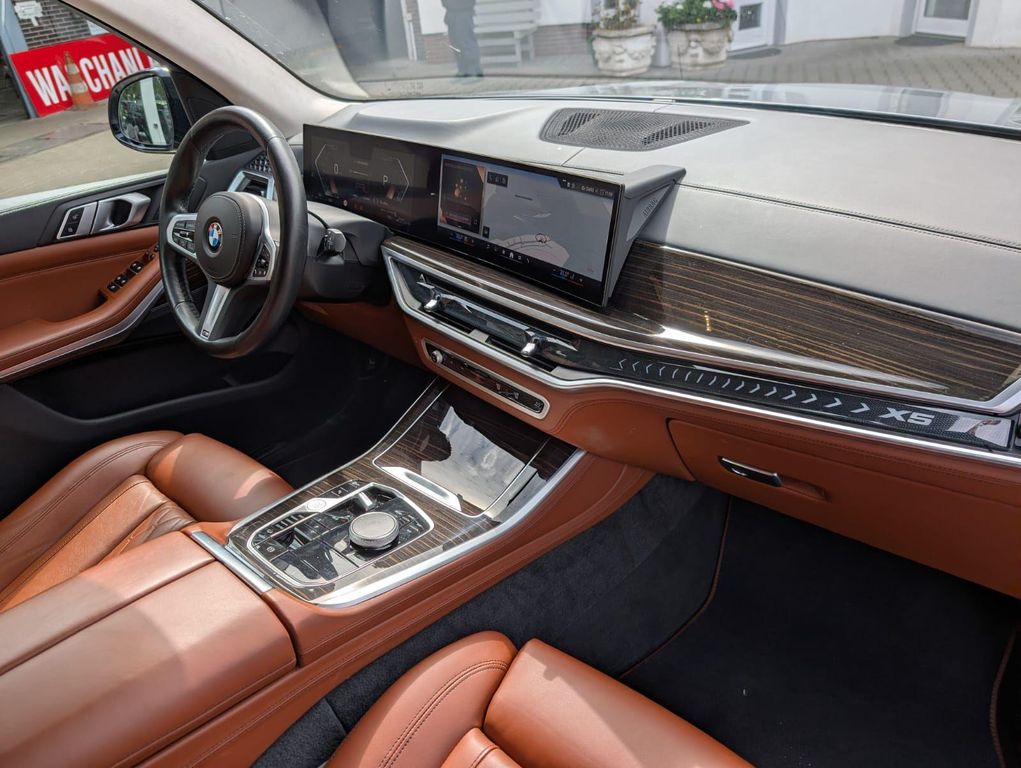 BMW X5 2024 г. Серый, пробег 46550 км