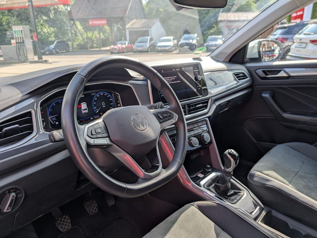 Volkswagen T-Roc 2025 г. Белый, пробег 59480 км