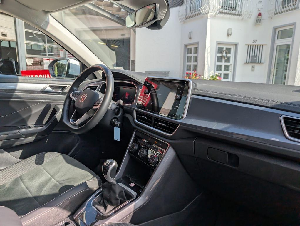 Volkswagen T-Roc 2025 г. Белый, пробег 59480 км