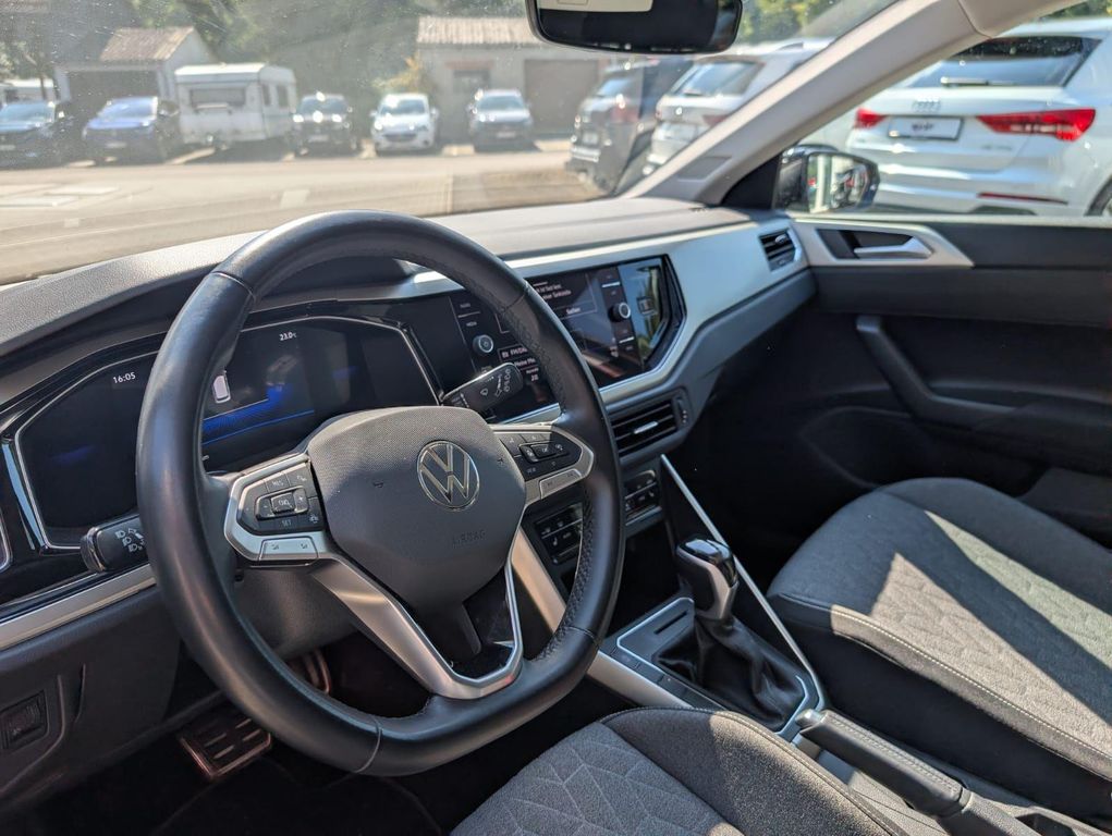 Volkswagen Polo 2024 г. Чёрный, пробег 48950 км