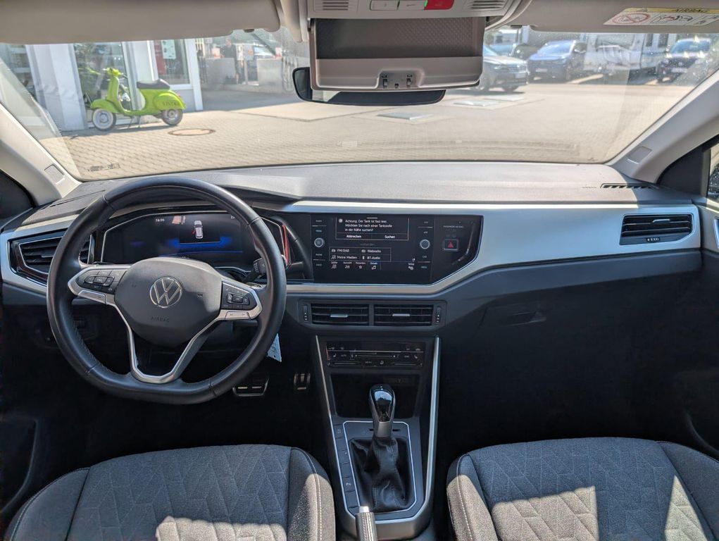 Volkswagen Polo 2024 г. Чёрный, пробег 48950 км