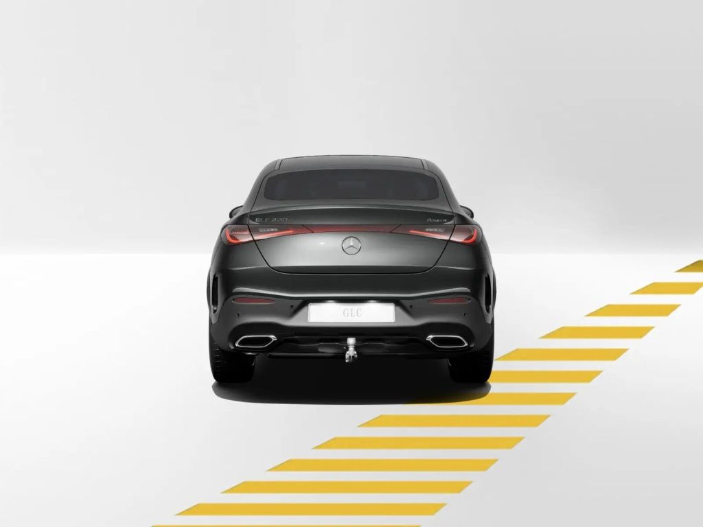 Mercedes-Benz GLC 220 2026 г. Серый, пробег 8384 км