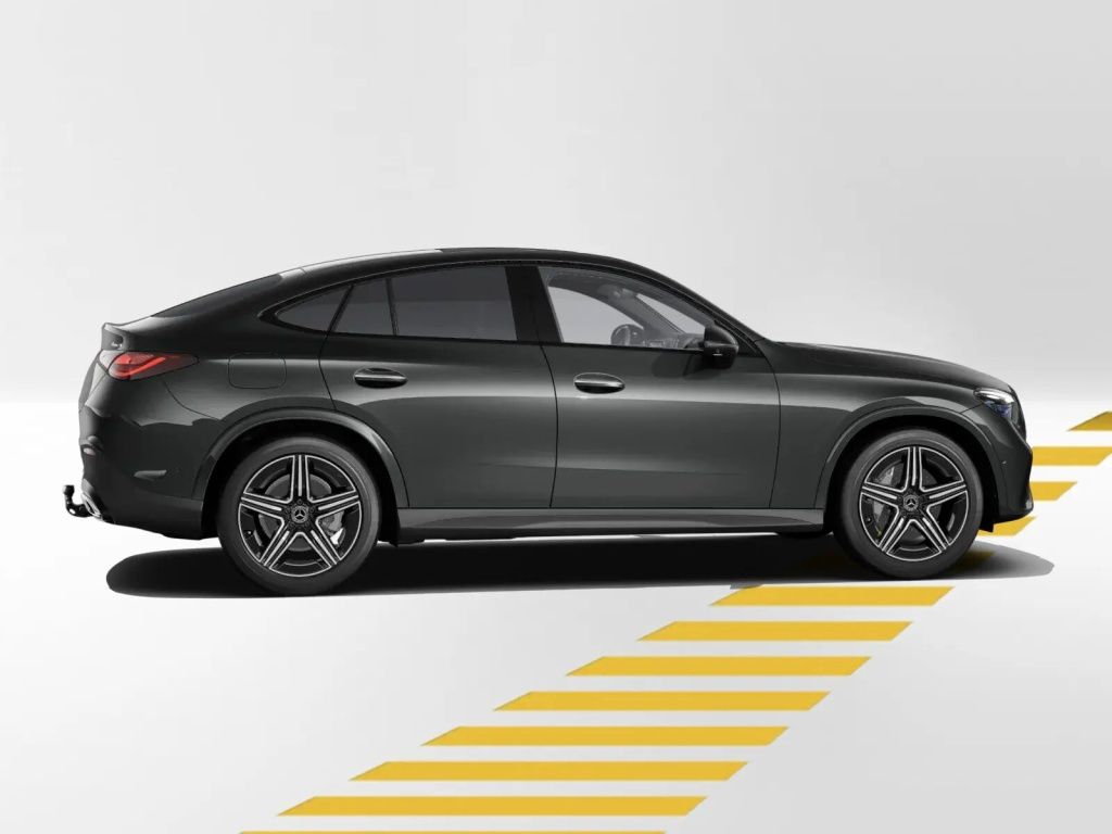 Mercedes-Benz GLC 220 2026 г. Серый, пробег 8384 км