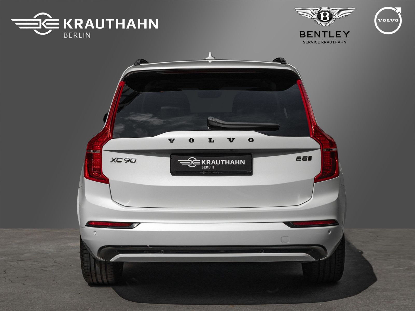 Volvo XC90 2023 г. Белый, пробег 53330 км