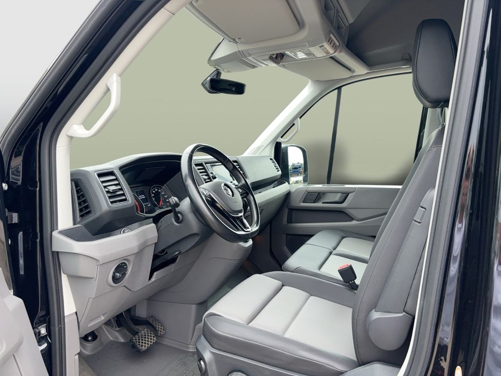 Volkswagen CRAFTER 2022 г. Чёрный, пробег 54642 км