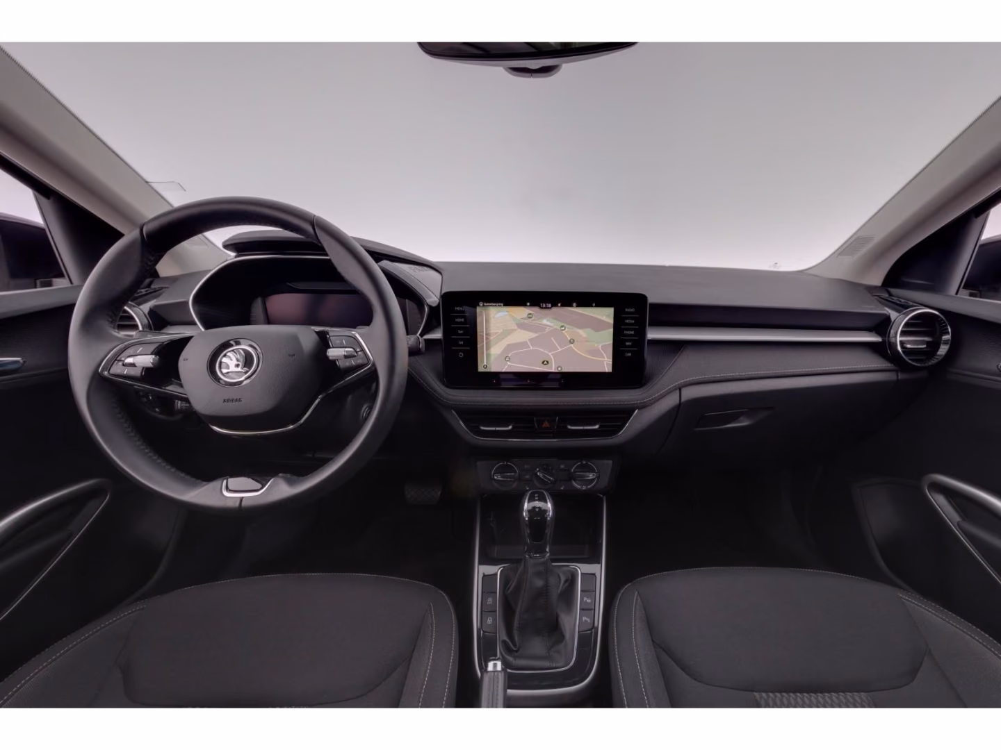 Skoda Fabia 2023 г. Чёрный, пробег 41958 км