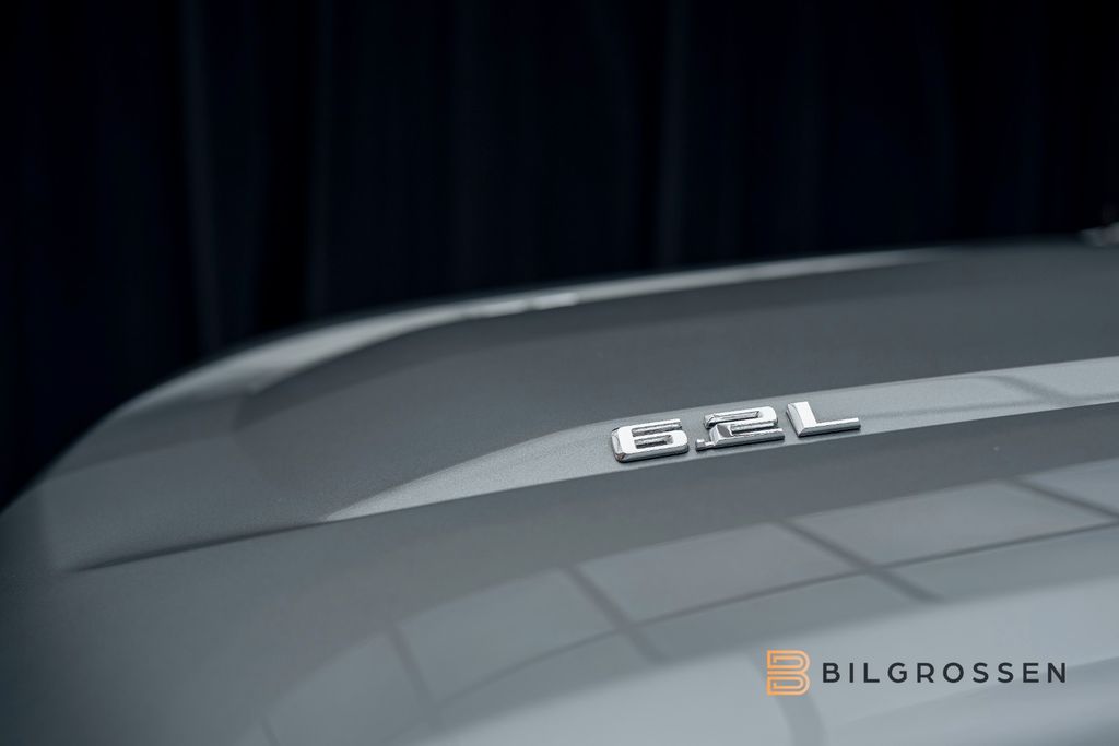 Chevrolet Silverado 2022 г. Серый, пробег 56130 км