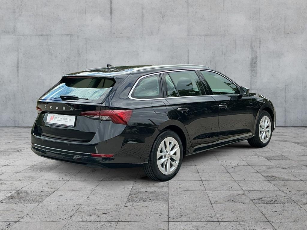 Skoda Octavia 2021 г. Чёрный, пробег 40833 км