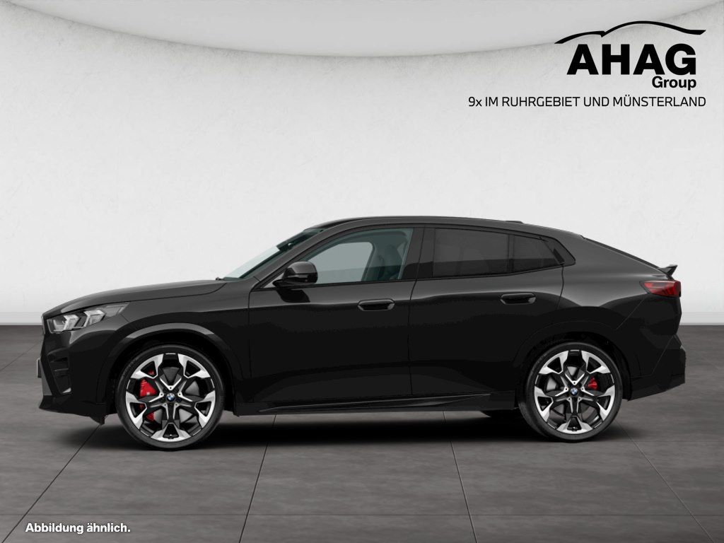BMW X2 2026 г. Чёрный, пробег 4900 км