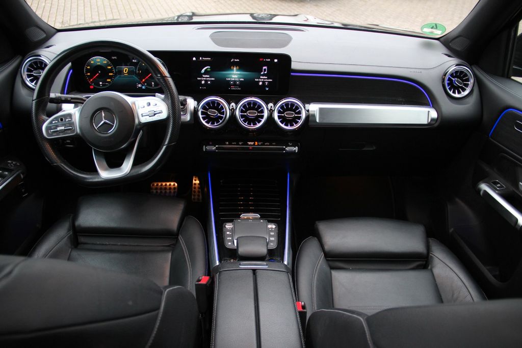 Mercedes-Benz GLB 200 2022 г. Чёрный, пробег 39000 км
