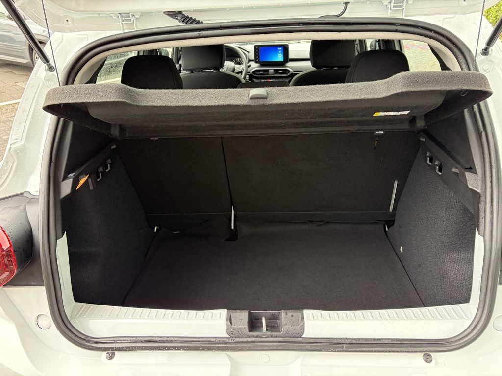 Dacia Sandero 2022 г. Белый, пробег 29900 км