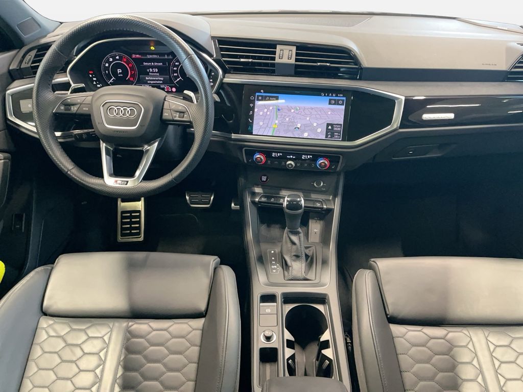 Audi RSQ3 2024 г. Серый, пробег 31850 км