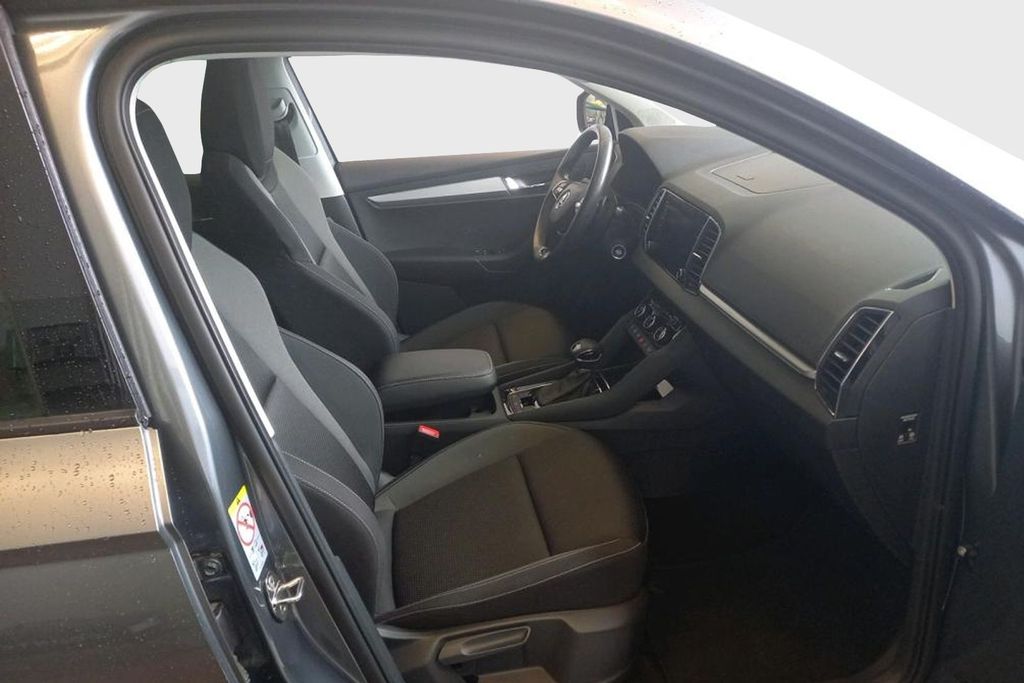 Skoda Karoq 2022 г. Серый, пробег 39426 км