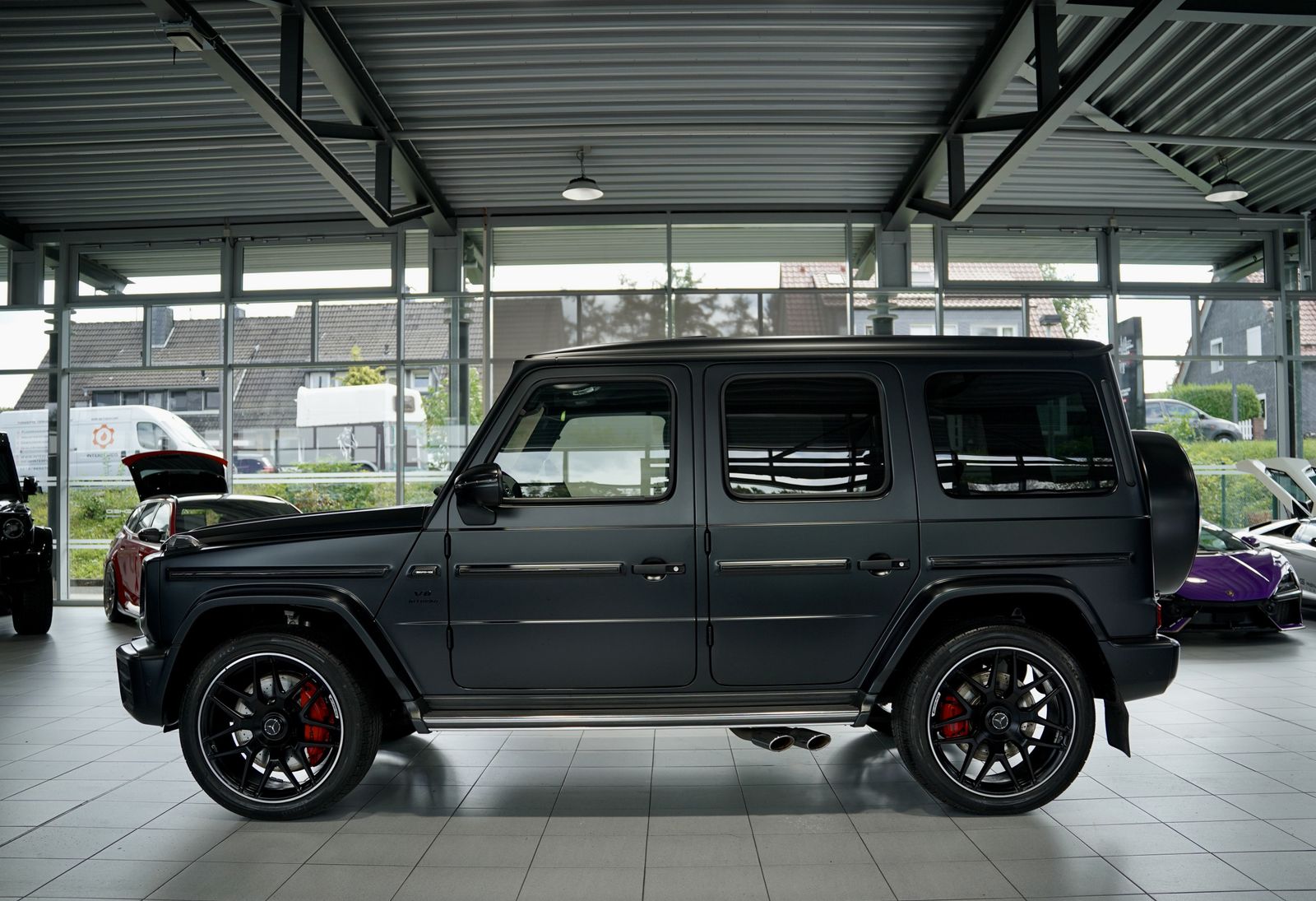 Mercedes-Benz G 63 AMG 2024 г. Чёрный, пробег 19900 км