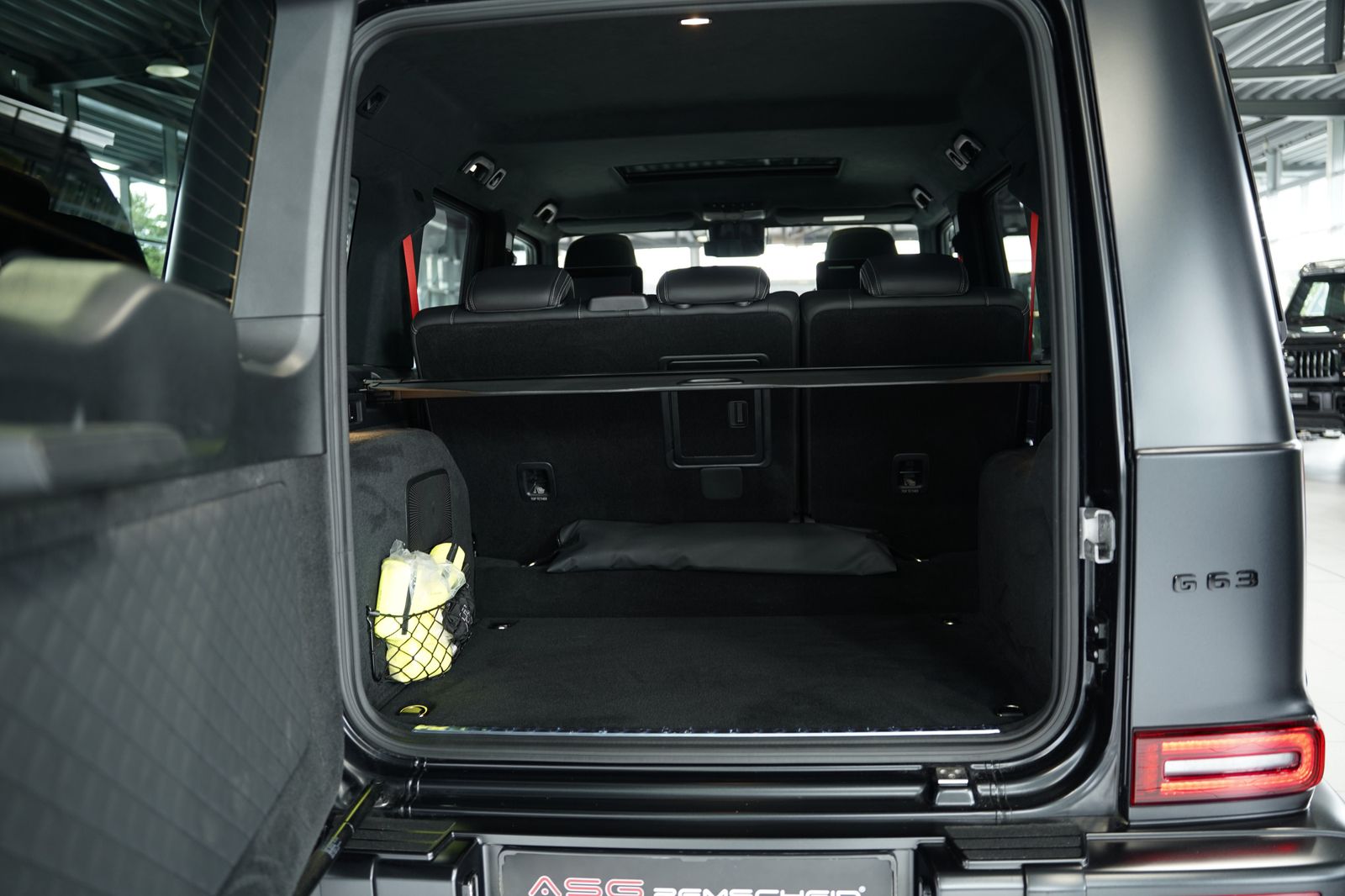 Mercedes-Benz G 63 AMG 2024 г. Чёрный, пробег 19900 км